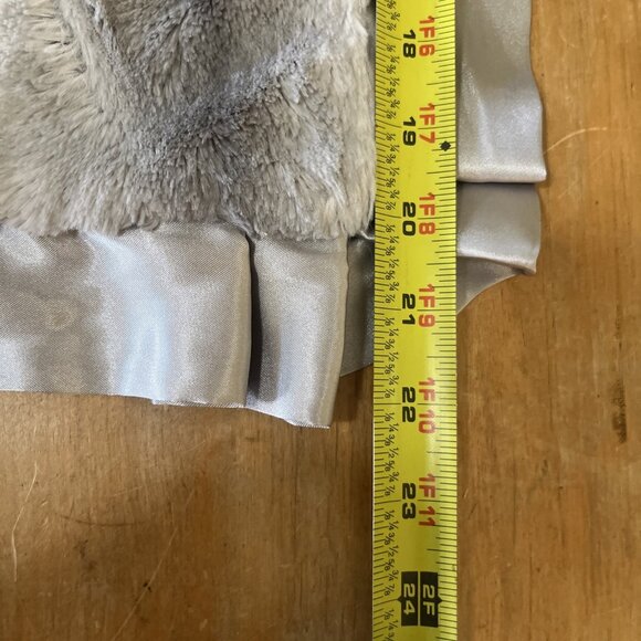 Little Yellow Chick Baby Infant Blanket Gray Faux Fur Satin Ruffle 22x22inch - Picture 7 of 10